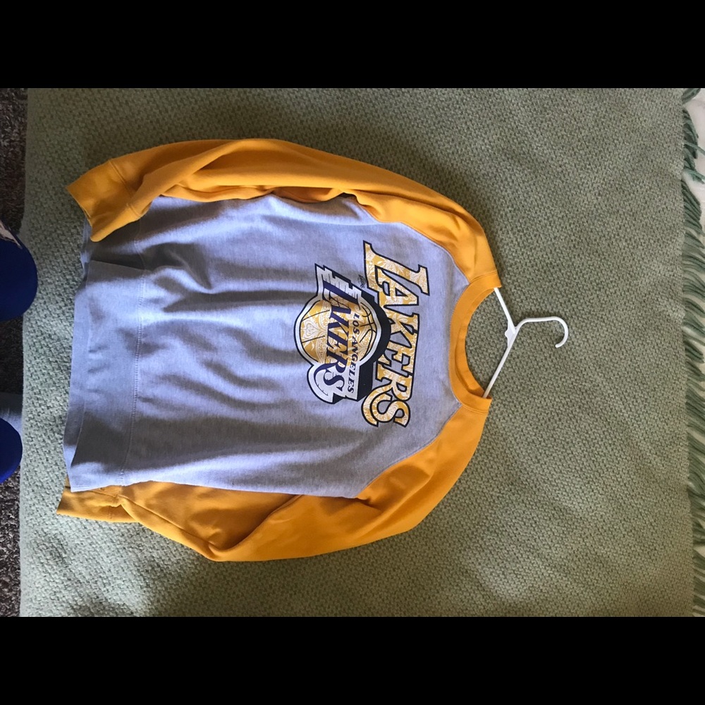 Lakers sweater